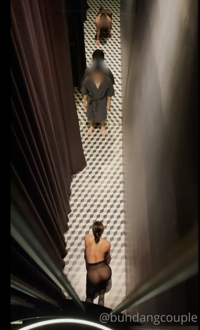 【2023-08-22】softy boobs.. taste me with your tongue.m4v